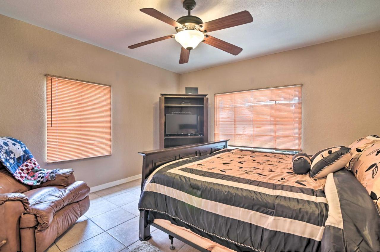 Pet-Friendly Auburndale House With Lake Views! 외부 사진